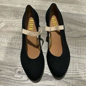 Bloch dance shoes in perfect condition size 6